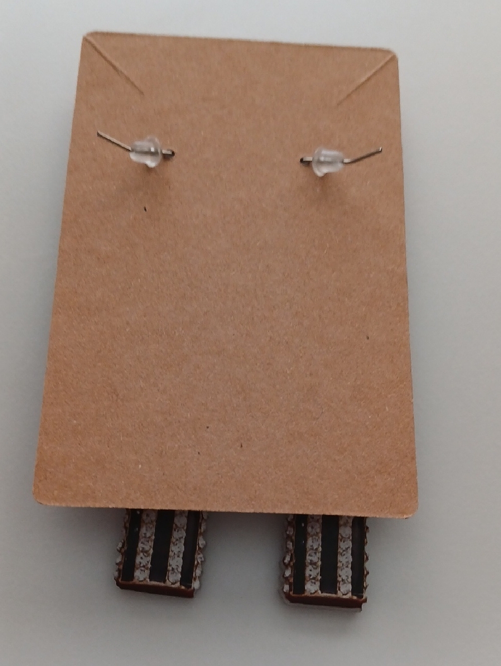 Fashion Jewelry Red Heart & Lipstick Drop Earrings - Picture 4 of 4